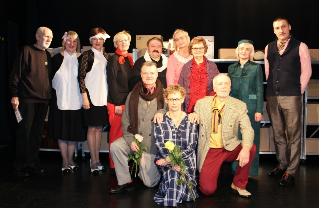 ALŪKSNES KULTŪRAS CENTRA ULDA SEDLENIEKA ALŪKSNES TAUTAS TEĀTRIS "SLIEKSNIS"